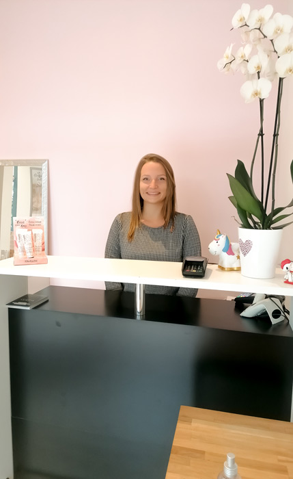Wendy-estheticienne-medecine-esthetique-Benedicte-Bayle-chatelaillon-plage-